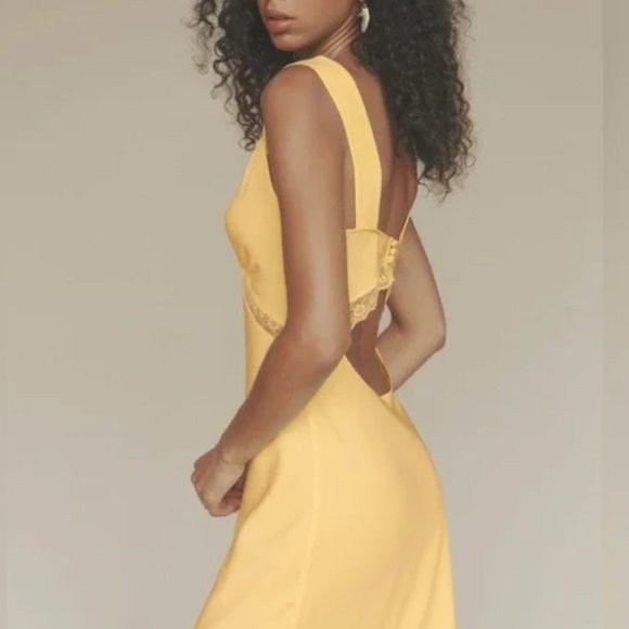 ✨EUC Reformation Provence Silk Dress - Yellow - Picture 3 of 9